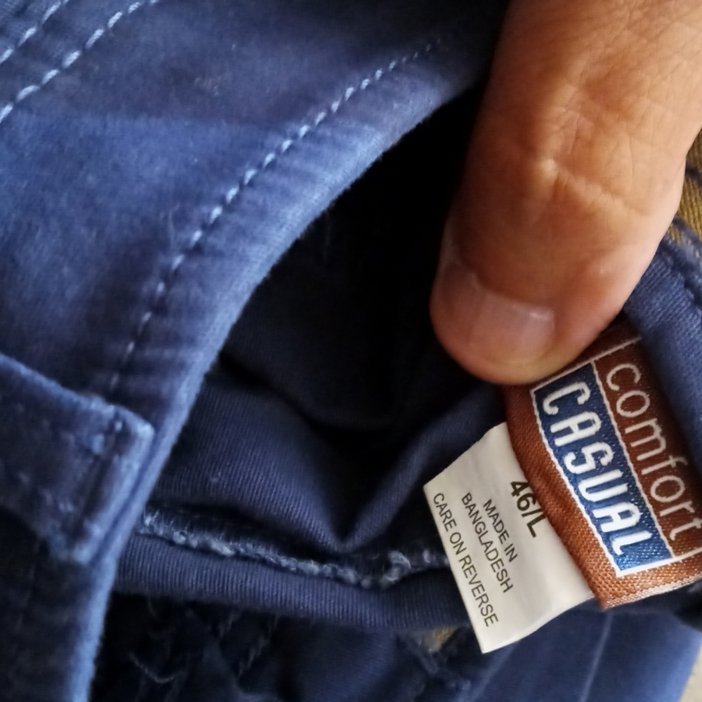 Men's Navy Cargo Pants - Picture 3 of 4